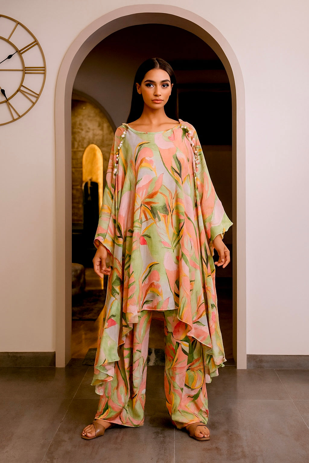 Flowy tropical coord in green and peach tones with kaftan-style top